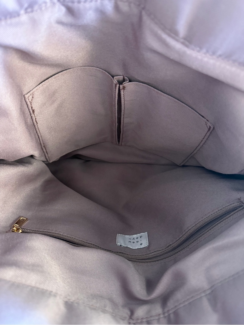 A New Day Taupe Puffer Tote Handbag Shoulder Bag Lightweight Travel Laptop Work - Picture 8 of 10